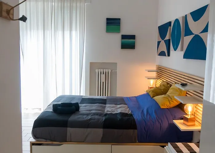 Casina Mia,viale Orazio Flacco 5 Policlinico